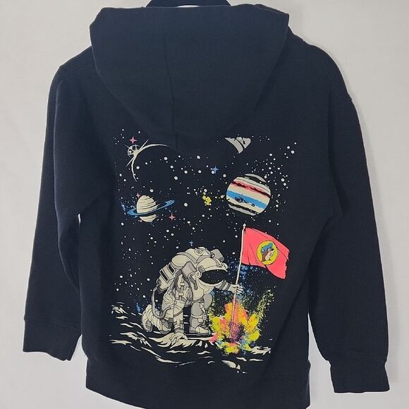 Buc-ees YM Outer Space Hoodie With Vibrant Graphics - Picture 1 of 12